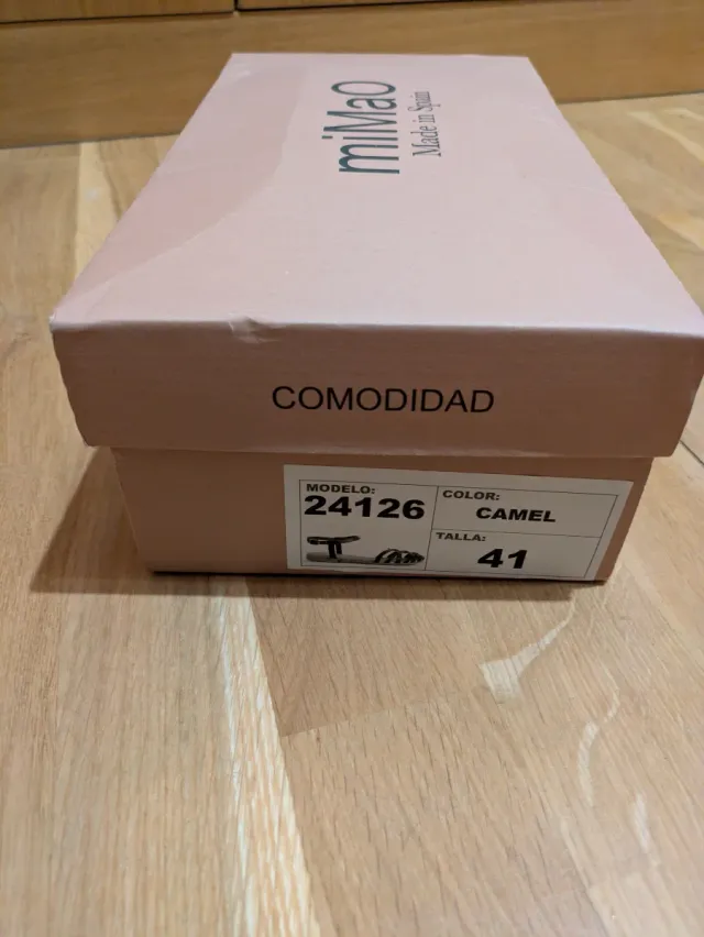 Sandalias Mimao de piel cangrejeras Talla 41