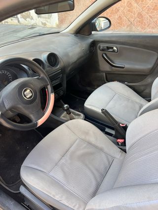 SEAT Ibiza 2004