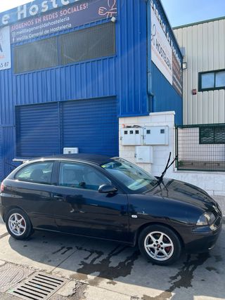 SEAT Ibiza 2004
