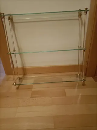 Estantería de baño cristal y metal dorado