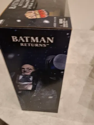 NECA Batman Returns Mayoral Penguin 1/4 Action Fig