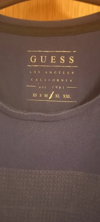 Camiseta Guess Talla M