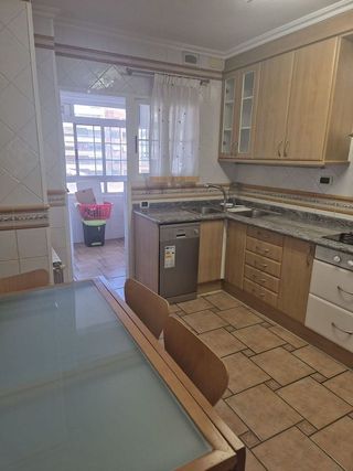 Piso en venta en Piscinas en Villarreal