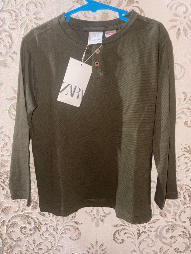 Camiseta Zara niño 4-5 años (110 cm)