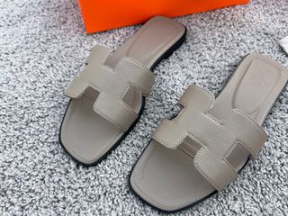 Sandalias Orán Hermes Gris