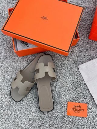 Sandalias Orán Hermes Gris