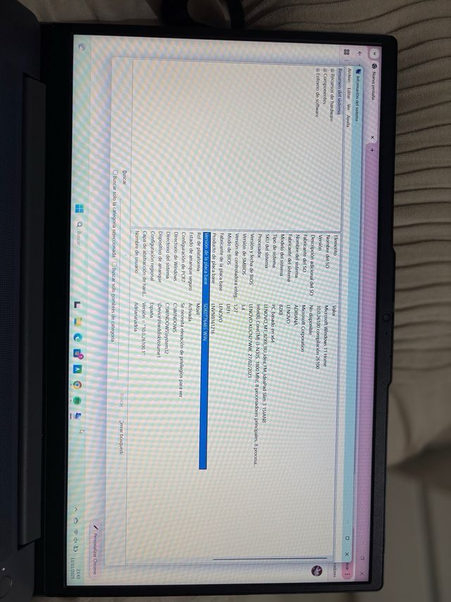 Portátil Lenovo IdeaPad Slim 3 (82XB) i3