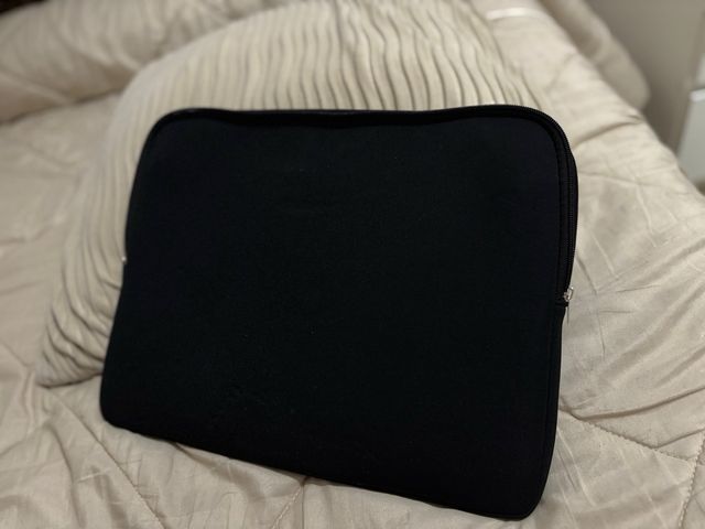 Portátil Lenovo IdeaPad Slim 3 (82XB) i3