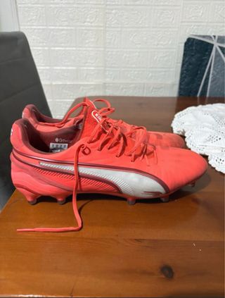 Botas de fútbol Puma King Ultimate FG Rojas