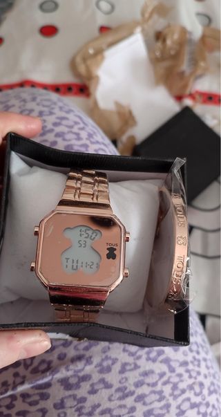 Reloj Tous Dorado y Rosa sin usar con su caja