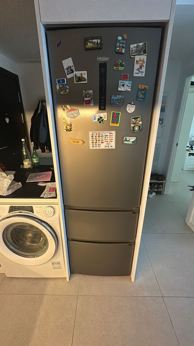 Navera Frigorífico Haier 3D 55 Series 3