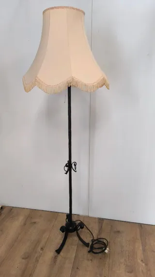 LAMPARA DE PIE ANTIGUAS BRONCE Y FORJA 89 E UNA