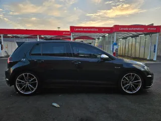 VOLSWAGEN GOLF VII R300