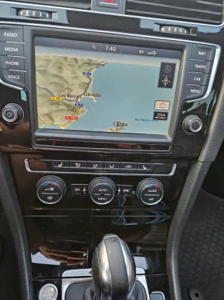 VOLSWAGEN GOLF VII R300