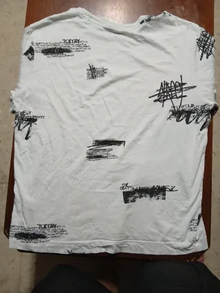 Camiseta Blanca Estampada Poetry