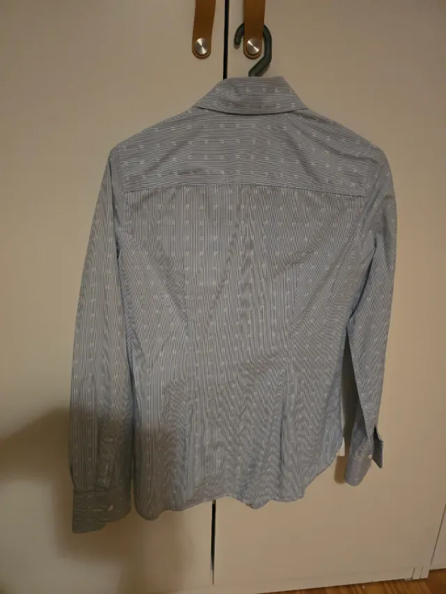 Camisa Pedro del Hierro azul e branco