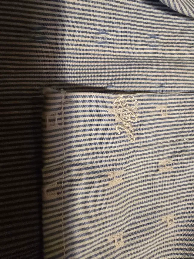 Camisa Pedro del Hierro azul e branco