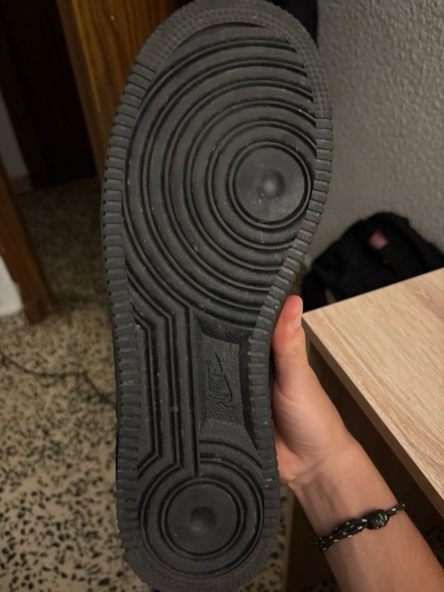 Nike Air Force 1 Negras Talla 42 Auténticas