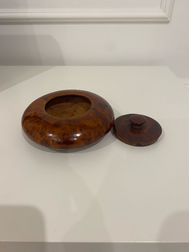 Cajita decorativa de madera