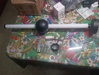 Lámpara de diseño esfera negra y blanca