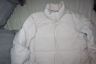 Abrigo Uniqlo blanco