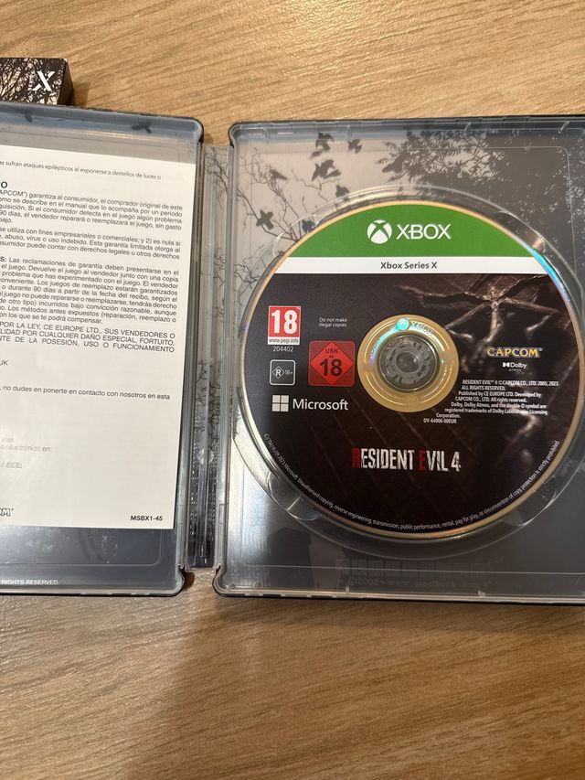 Resident Evil 4 Xbox Steelbook + Quantum Break One