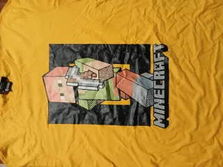 Camiseta Minecraft Bershka Talla L