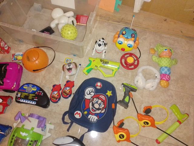 Lote de juguetes varios