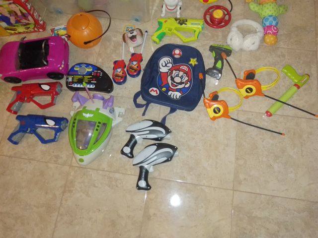 Lote de juguetes varios