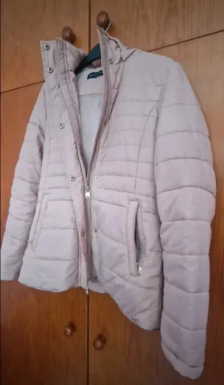 Abrigo acolchado de mujer