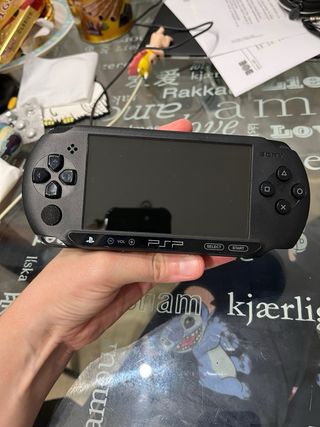 Sony PSP-E1004 Street Negra