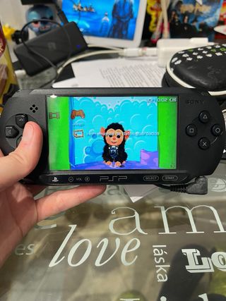 Sony PSP-E1004 Street Negra