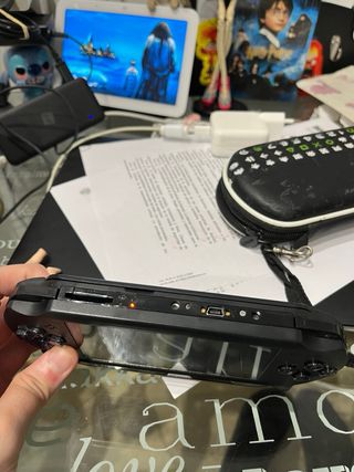 Sony PSP-E1004 Street Negra