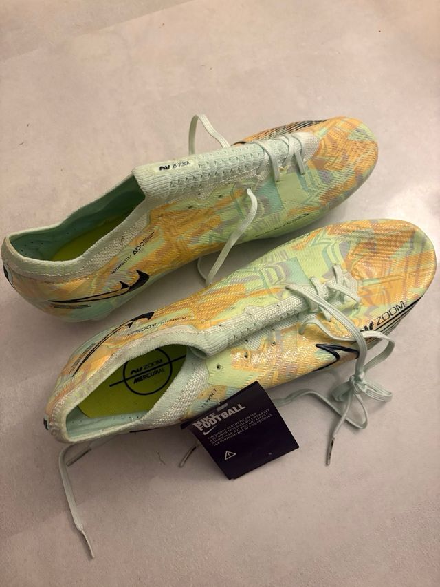 Botas de fútbol Nike gama alta