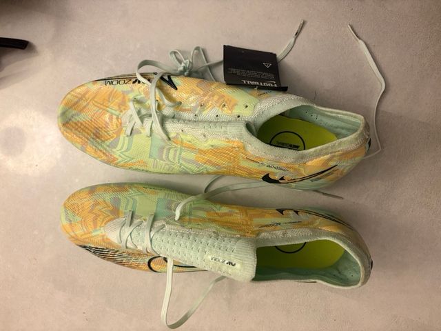 Botas de fútbol Nike gama alta