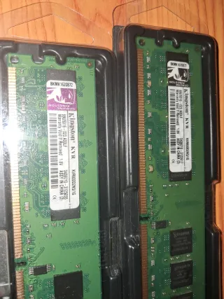 4 Módulos RAM DDR2 800MHz Kingston 1GB