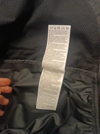 Chaqueta Nike Negra Ligera