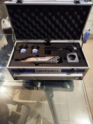 Dremel 8240 Kit Herramienta Rotatoria