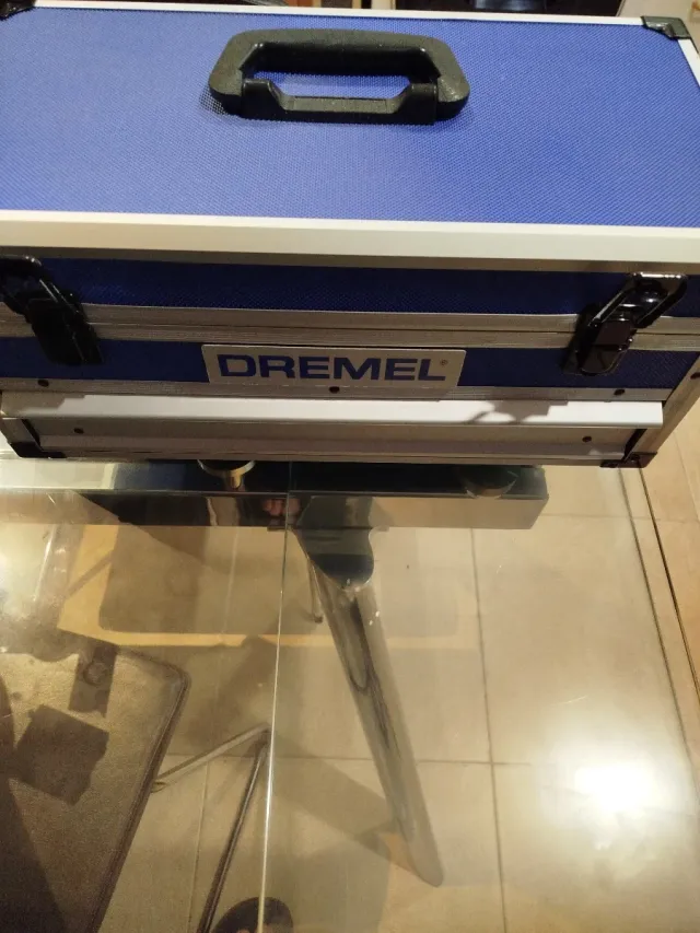 Dremel 8240 Kit Herramienta Rotatoria