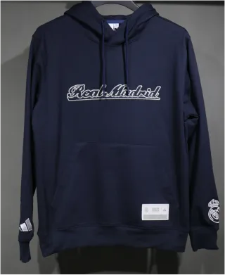 Chándal Real Madrid con capucha