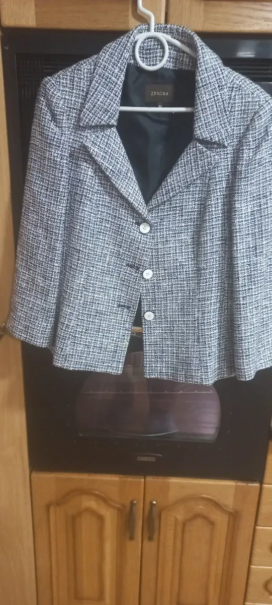 Chaqueta ZENDRA Talla M