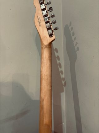 Squier Telecaster con mejoras