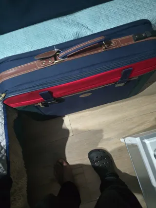 Juego 4 maletas vintage azul, rojo y verde