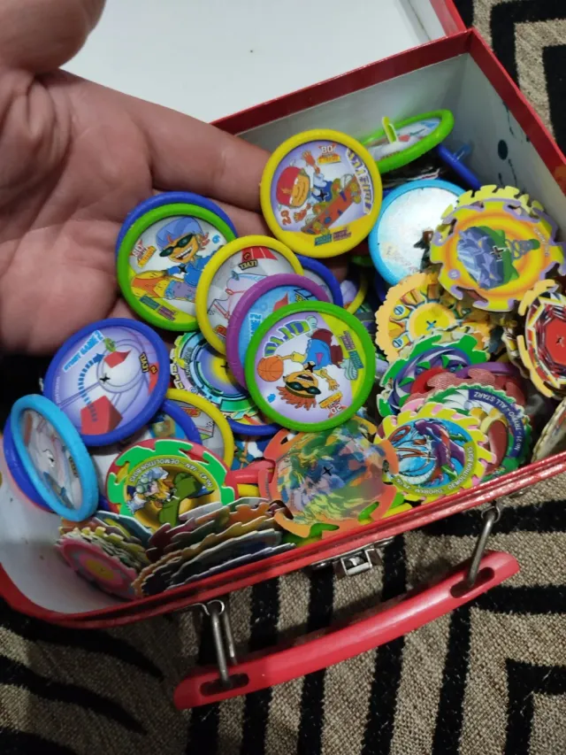 Tazos Bayblade e Pocket Rockers Coleção