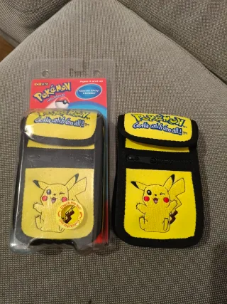 Funda Pokémon Pikachu Game Boy Holder