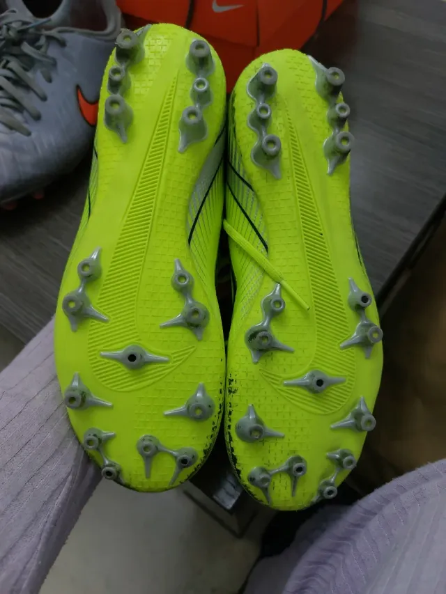 Botas fútbol niño Nike T.38.5