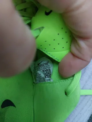 Botas fútbol niño Nike T.38.5