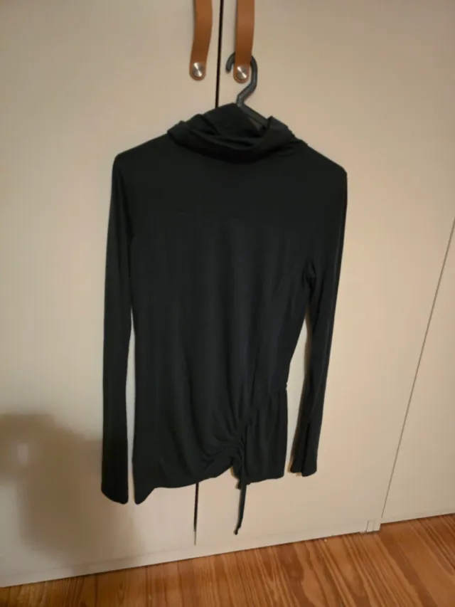 Blusa Tiffosi gola alta com estampa