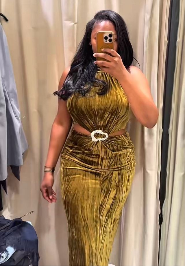 Vestido Zara verde/dorado abierto