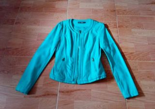 Cazadora impermeable semi-entallada Color turquesa